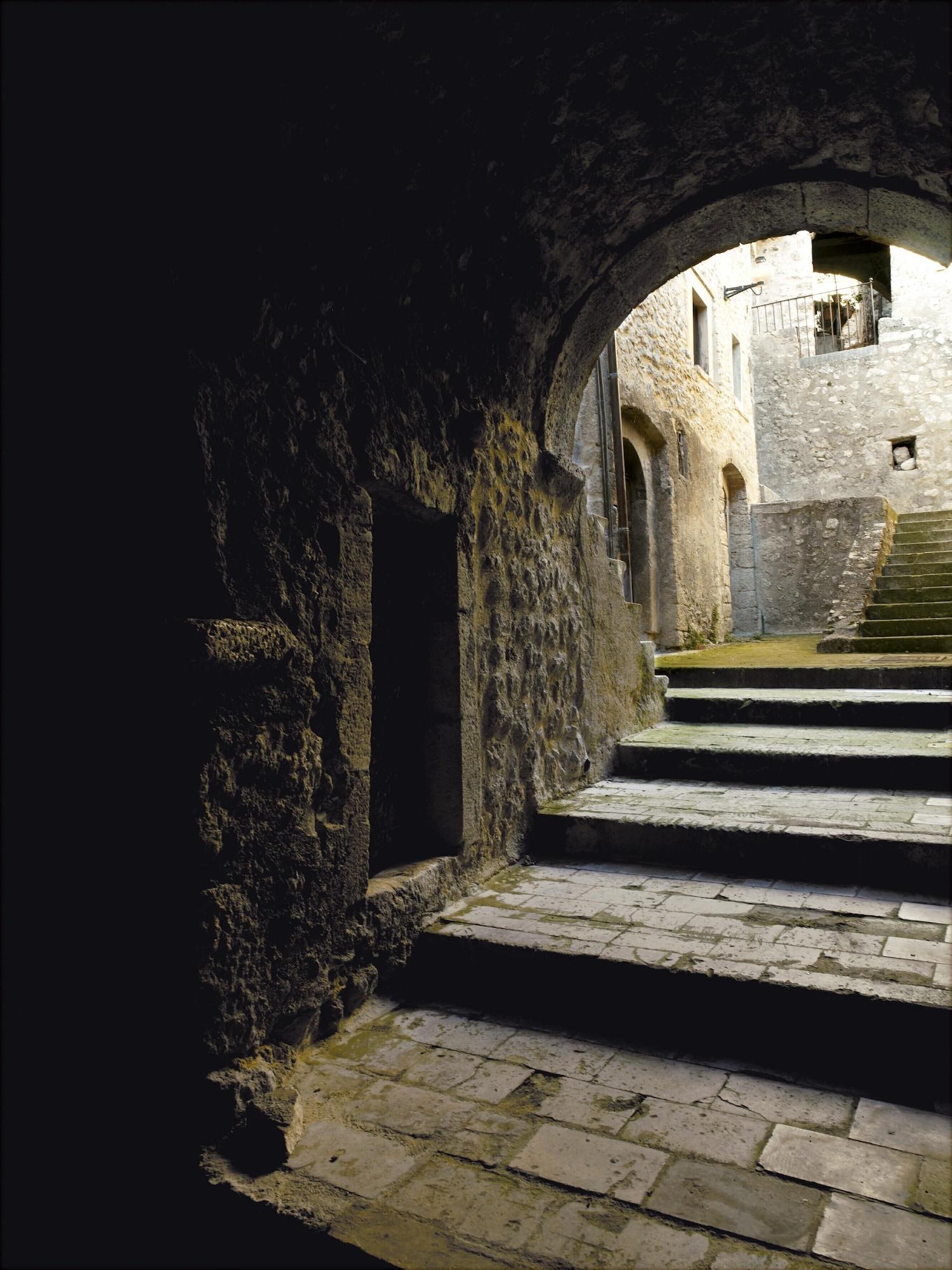 Sextantio Albergo Diffuso Санто-Стефано-ди-Сессанио Экстерьер фото